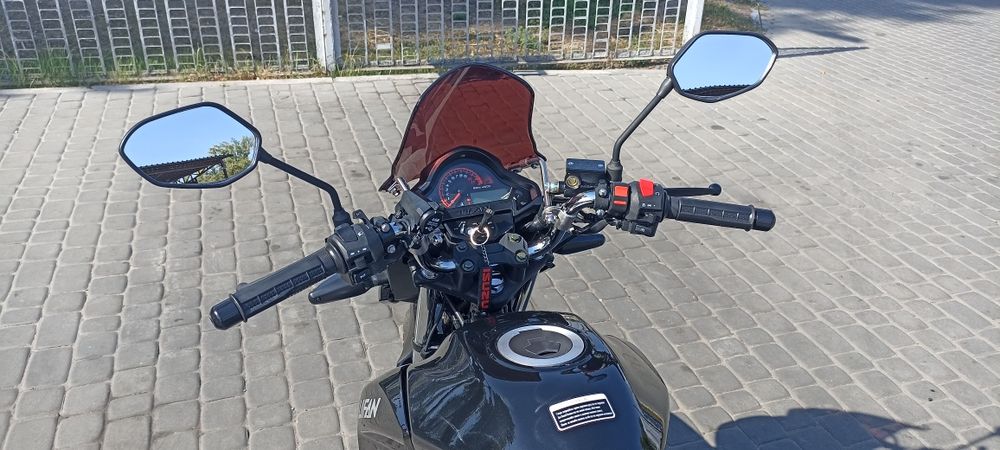 Мотоцикл Ліфан КП 200