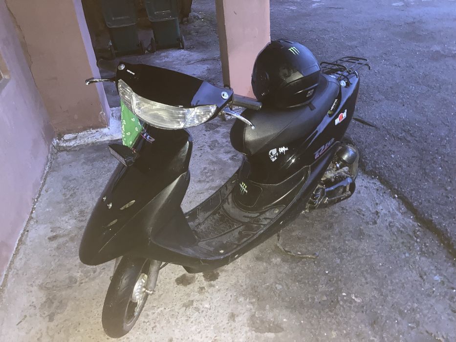 Honda dio af 34 GBL на не великому конфі