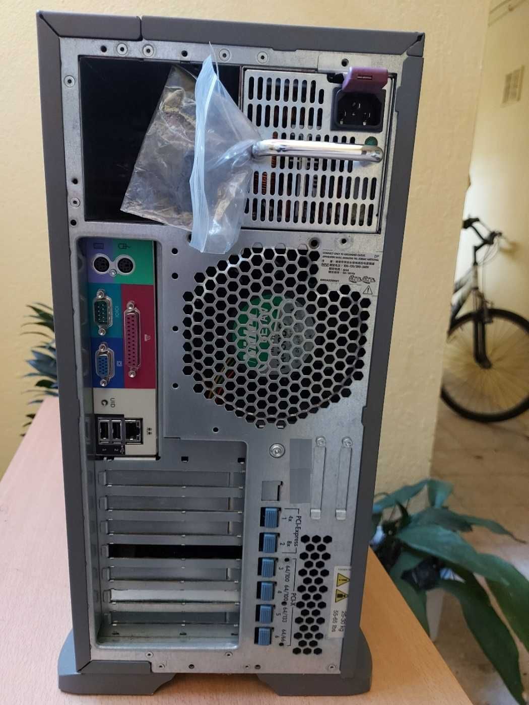 Servidor HP Proliant ML350 G4