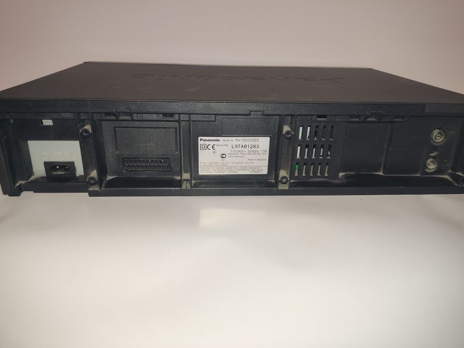 Odtwarzacz video Panasonic NV-SD235 magnetowid