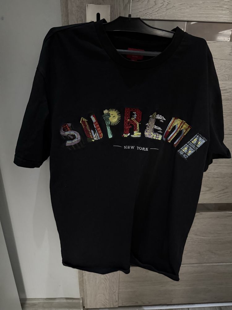 Koszulka Supreme