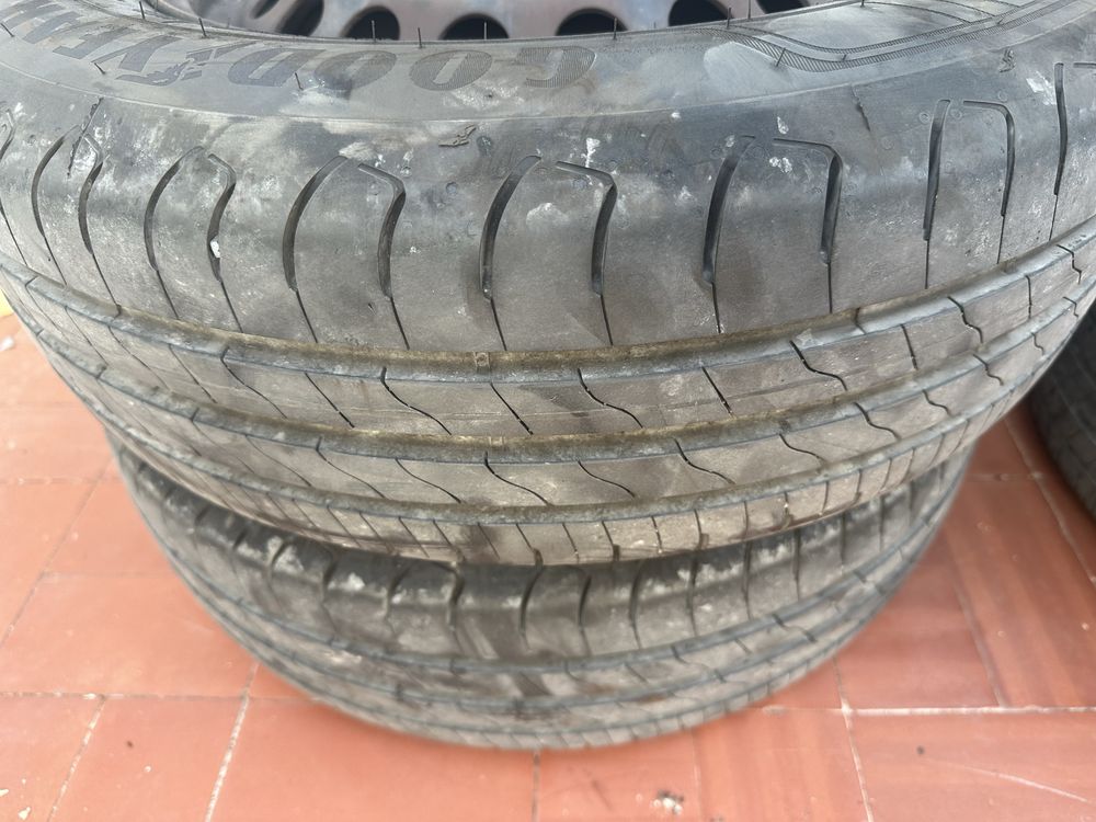 Jantes com pneus Grupo VW 15”  5X112 so montar e andar