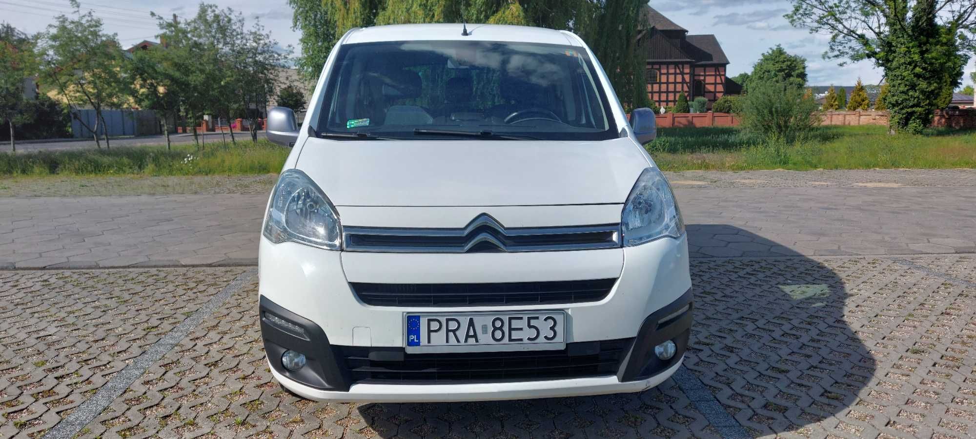 Sprzedam citroena berlingo 2017 r