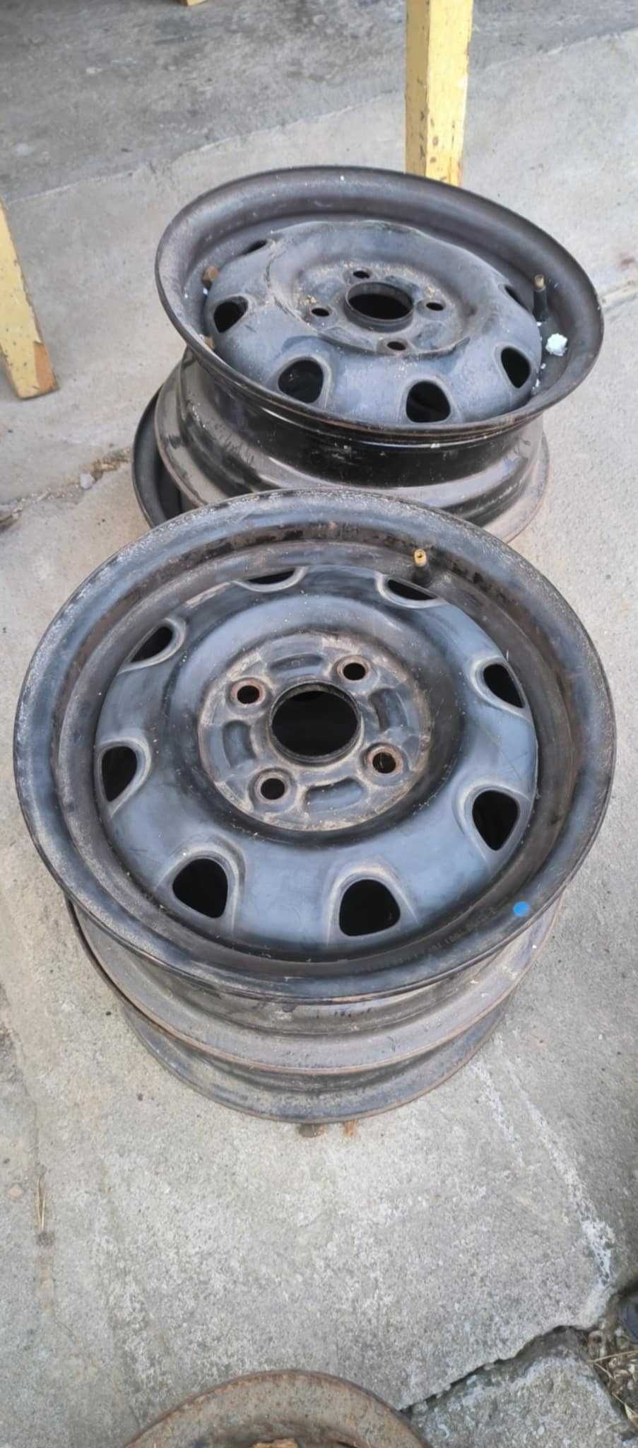 Felgi 13" dwa komplety