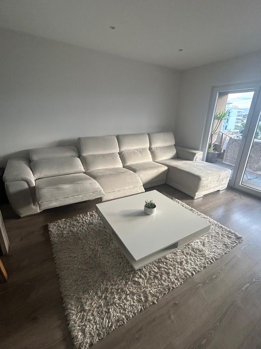 Sofa com chaise longue e 3 lugares regulaveis