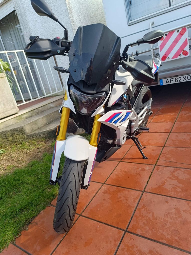 BMW G310R pouco uso