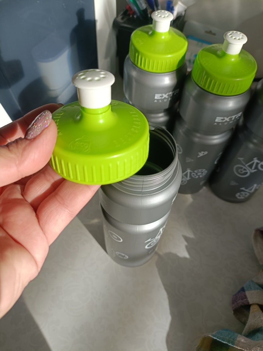 Bidon szary 750 ml nowe na rower dla dzieci szaro zielone butelka