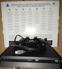 Konsola PlayStation 4 1TB CUH-2116B pełne okablowanie pad plus gra