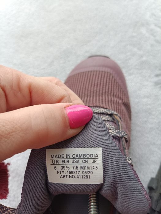 Женские кроссовки Salomon Gore tex р39