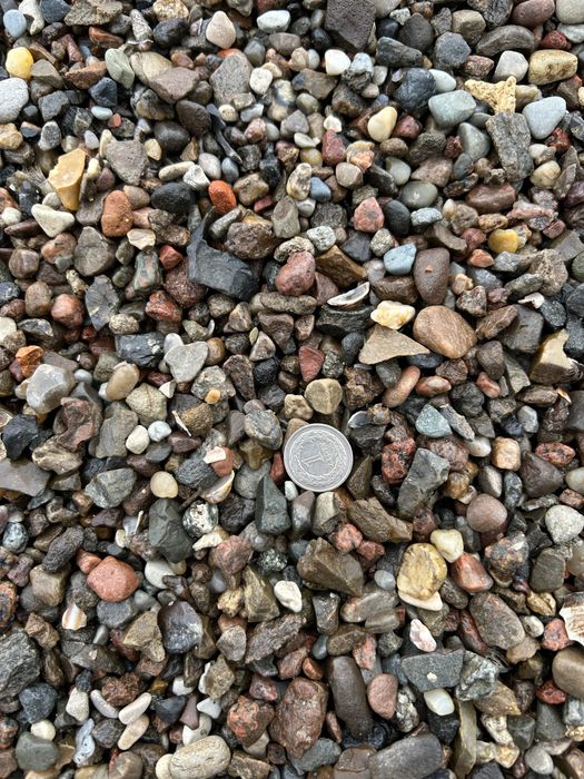 Zwir piasek ziemia tłuczen kamien