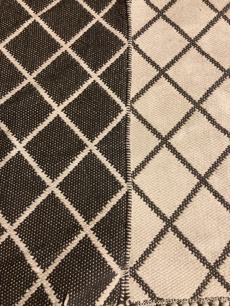 2 Tapetes algodão desenho geométrico preto e branco 70x140 cm