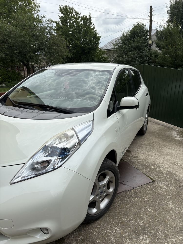 Nissan Leaf 2012