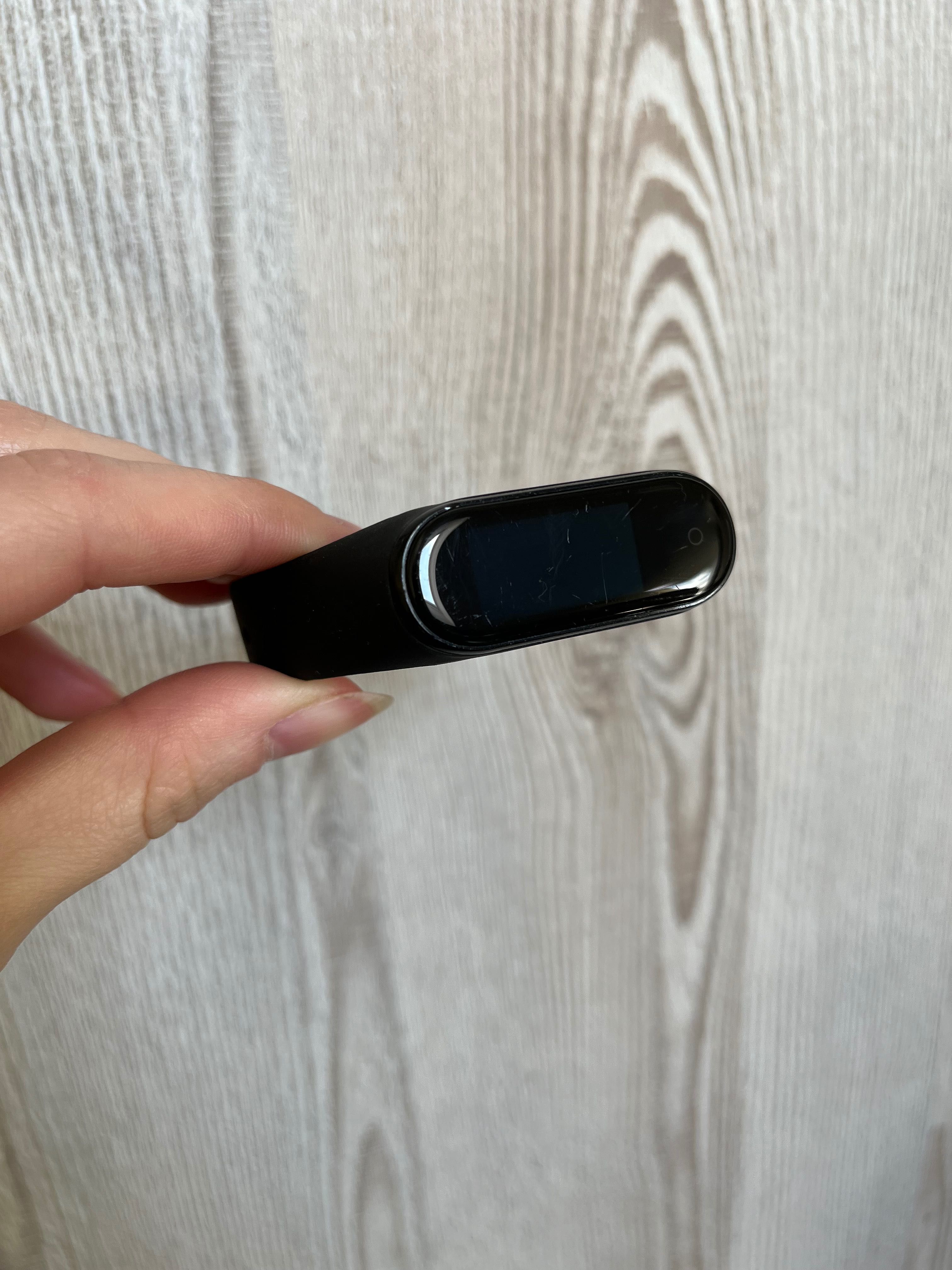 Xiaomi Mi Smart Band 4 opaska zegarek elektroniczny czarny sportowy