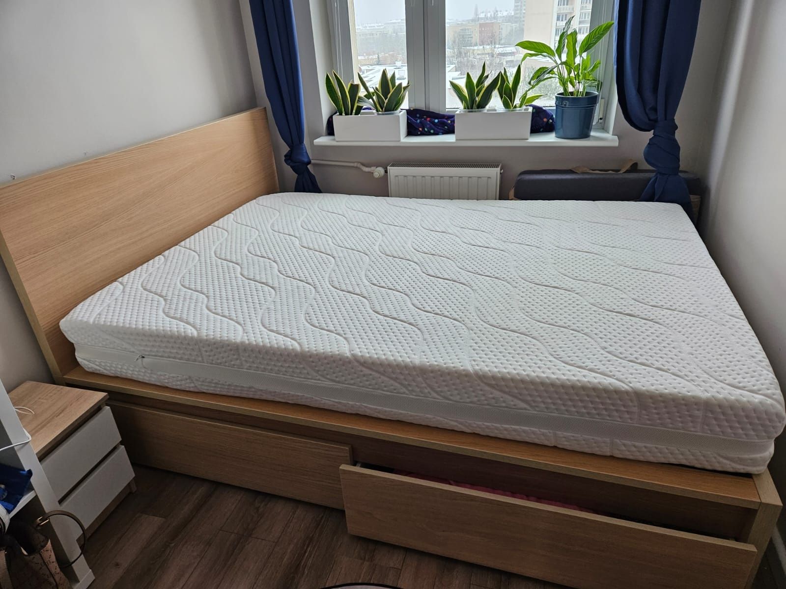 łóżko Materac SleepMed PREMIUM + stelaż (Ikea)