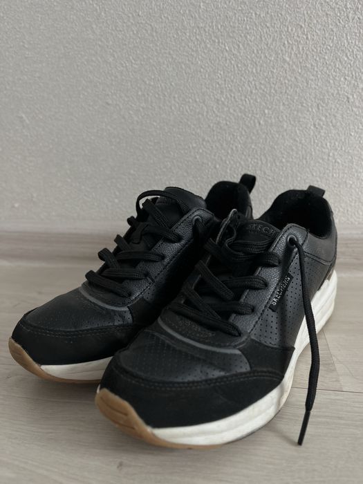 Кросівки Skechers жіночі