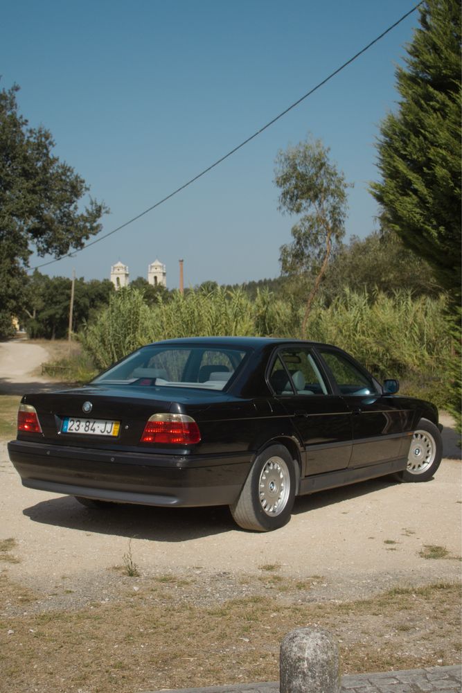 BMW Série 7 E38, 725Tds