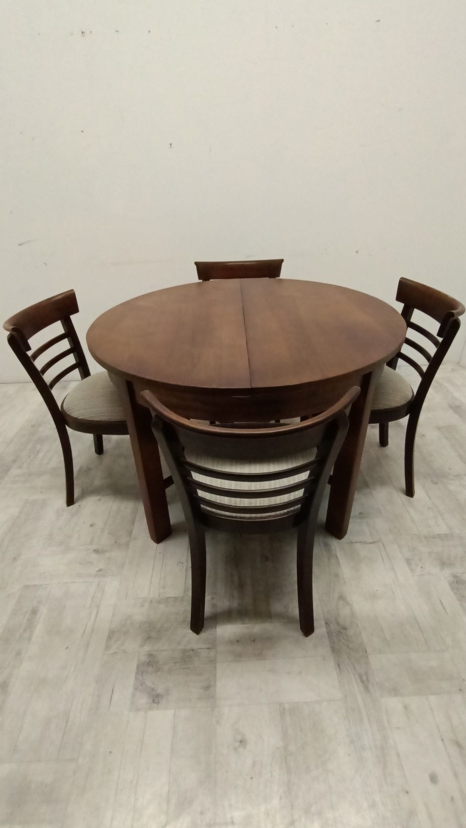 stary stół art deco lata 60-te po renowacji okrągły rozkładany prl