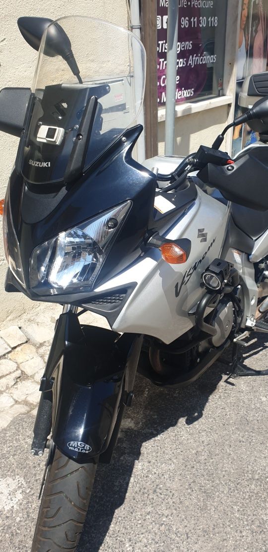 Moto V Strom 1000