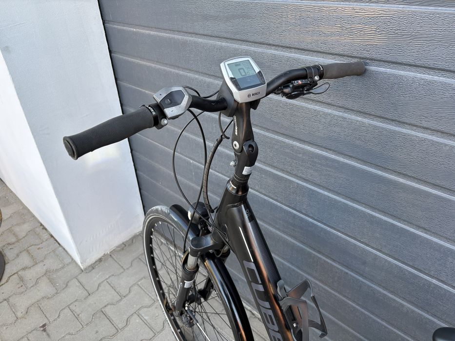 Rower Elektryczny 2020r Cube Town Bosch 400Wh po serwisie Dokumenty