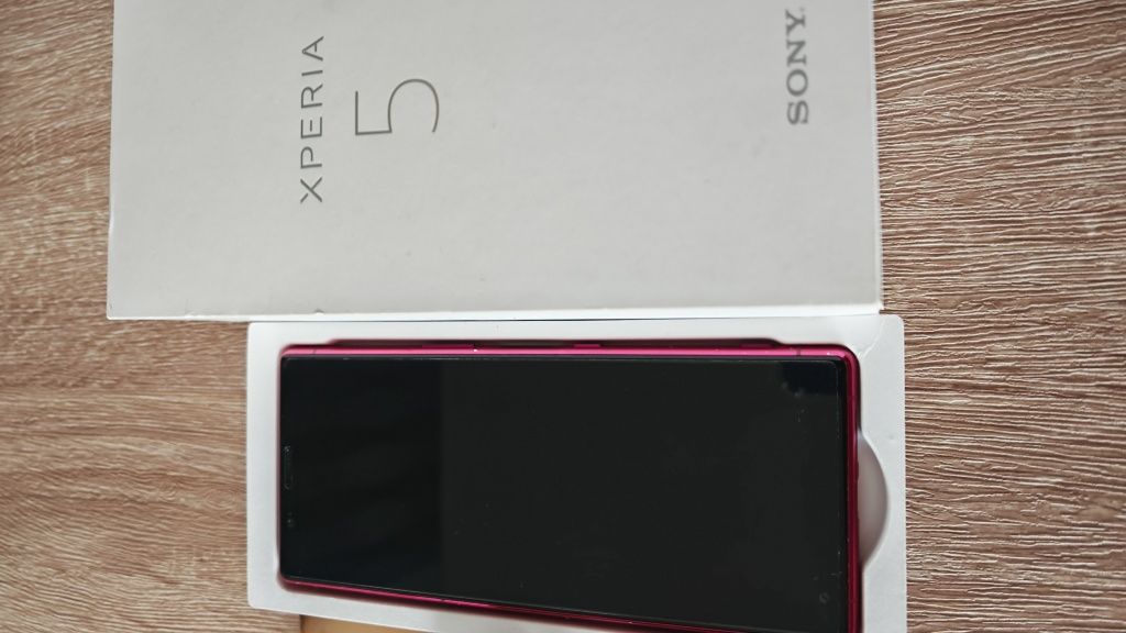 Sony Xperia 5 czerwony DualSIM stan dobry, sprawny