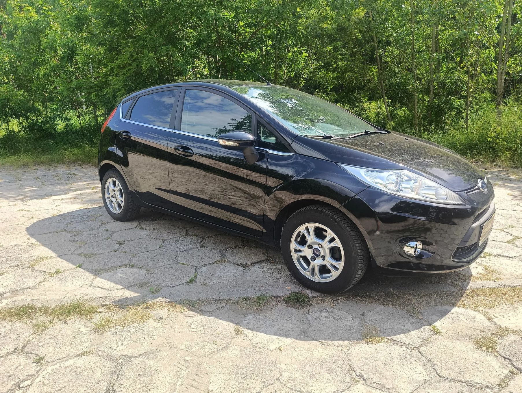 Ford Fiesta Titanium / Grzana szyba / Czujniki / Klimatronik