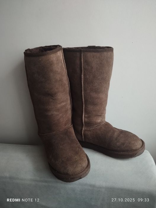 Buty EMU brązowe długie 39