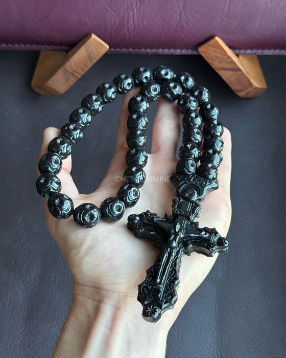 Чотки з хрестом в машину на дзеркало Четки из эпоксидной смолы в авто