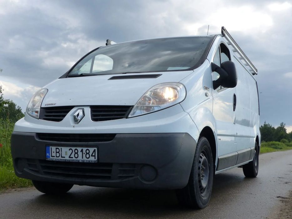 Renault Trafic long  Renault Trafic II furgon long 2011r