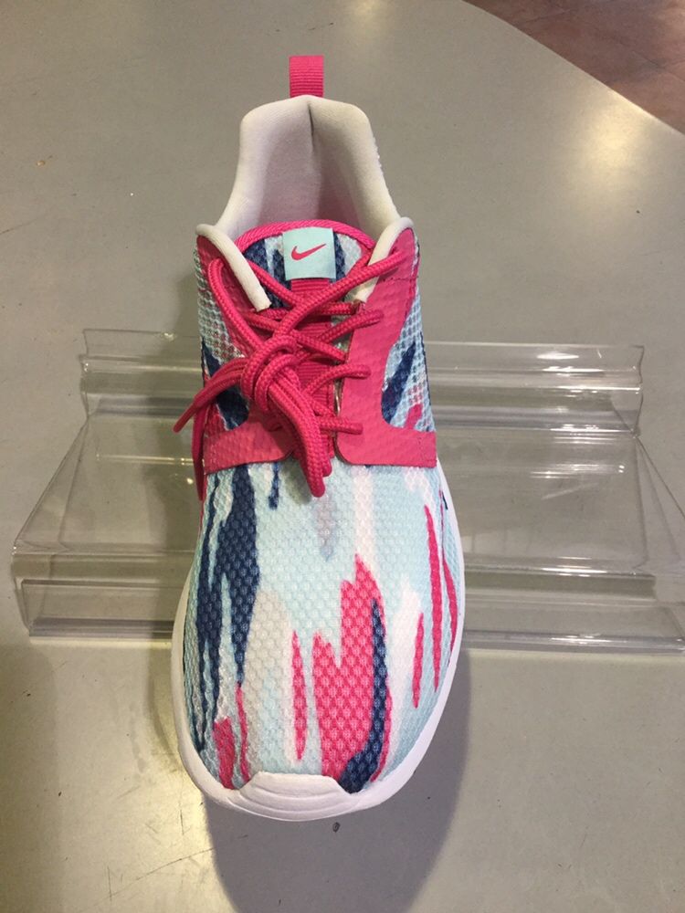 Obuwie damskie Nike Roshe One Flight Weight rozmiar 36.5