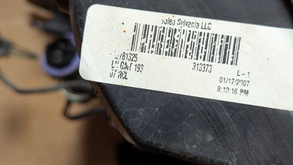 2007-2009 Suzuki xl7 левый задний фонарь