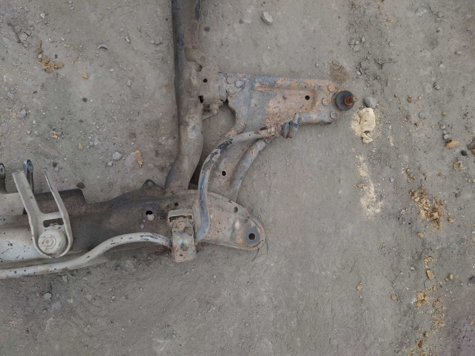 Opel Corsa C Combo Meriva A Sanki Wózek Belka Kołyska Trawers Przód