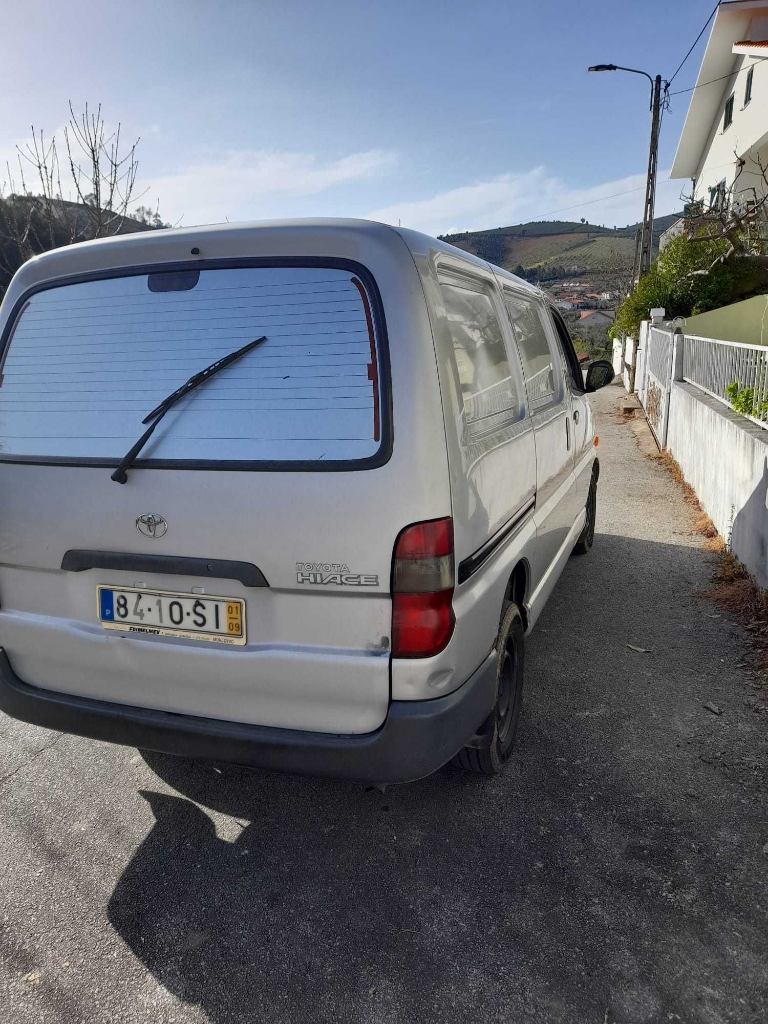 Toyota HIAce 2001