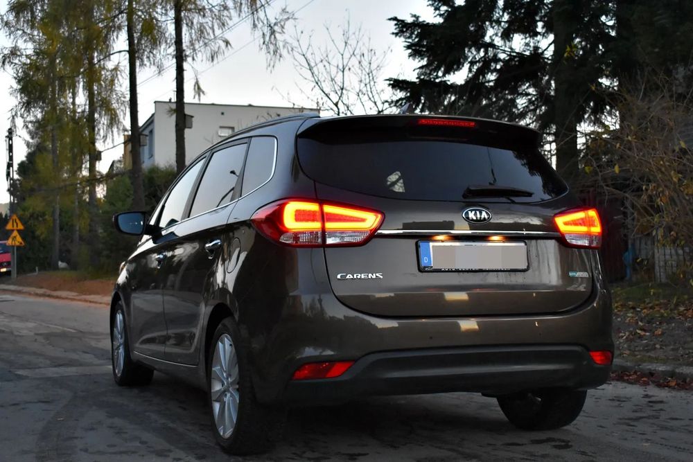 Kia Carens Kolor Mokka, Najbogatsza Wersja, Kamera,Grzane fotele i kier Z Niemiec