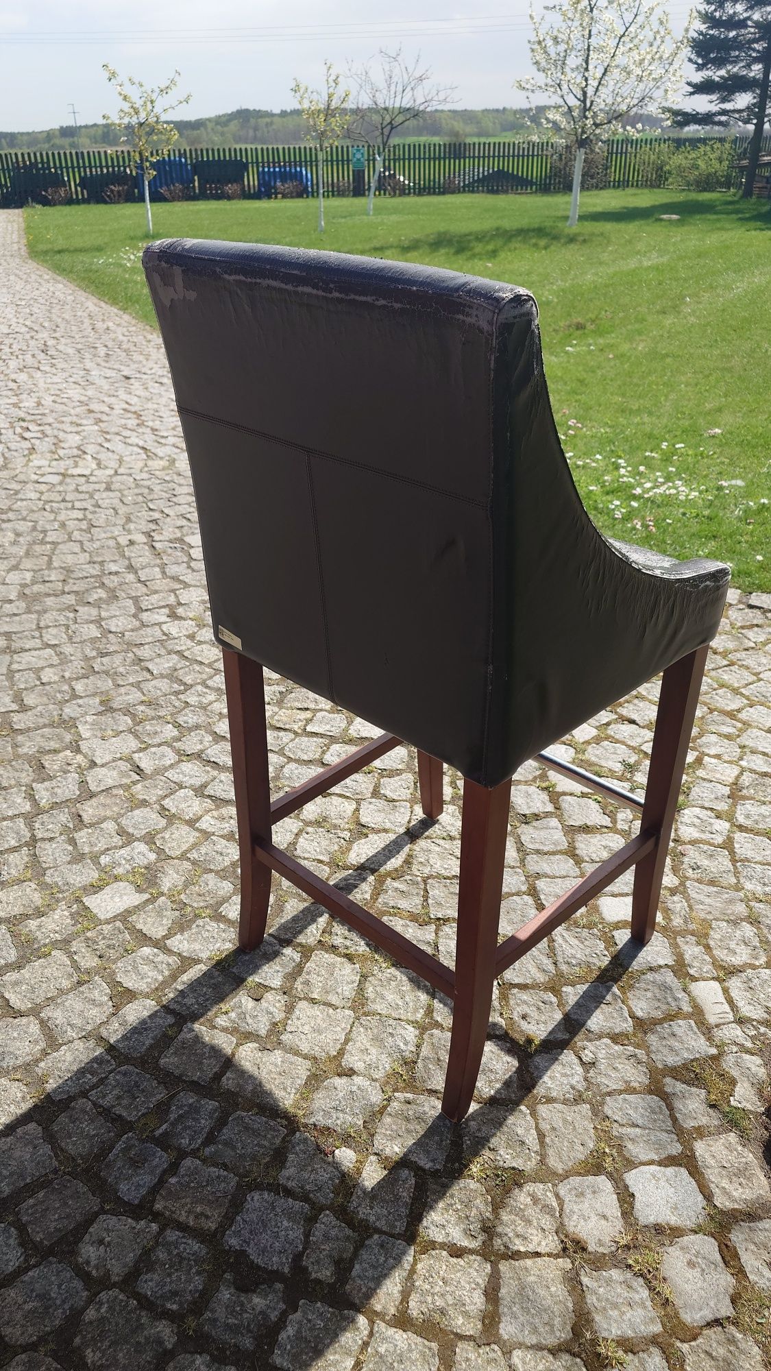 Krzesła barowe, hokery, bardzo solidne 13 szt. Do renowacji.
