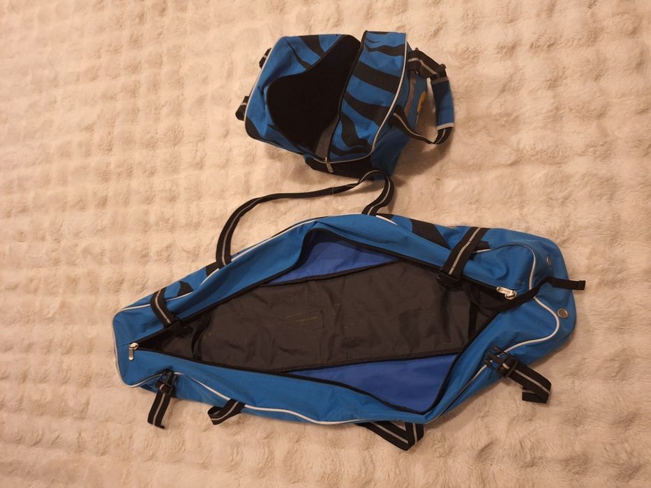 Zestaw pokrowców na narty i buty dla małego narciarza.