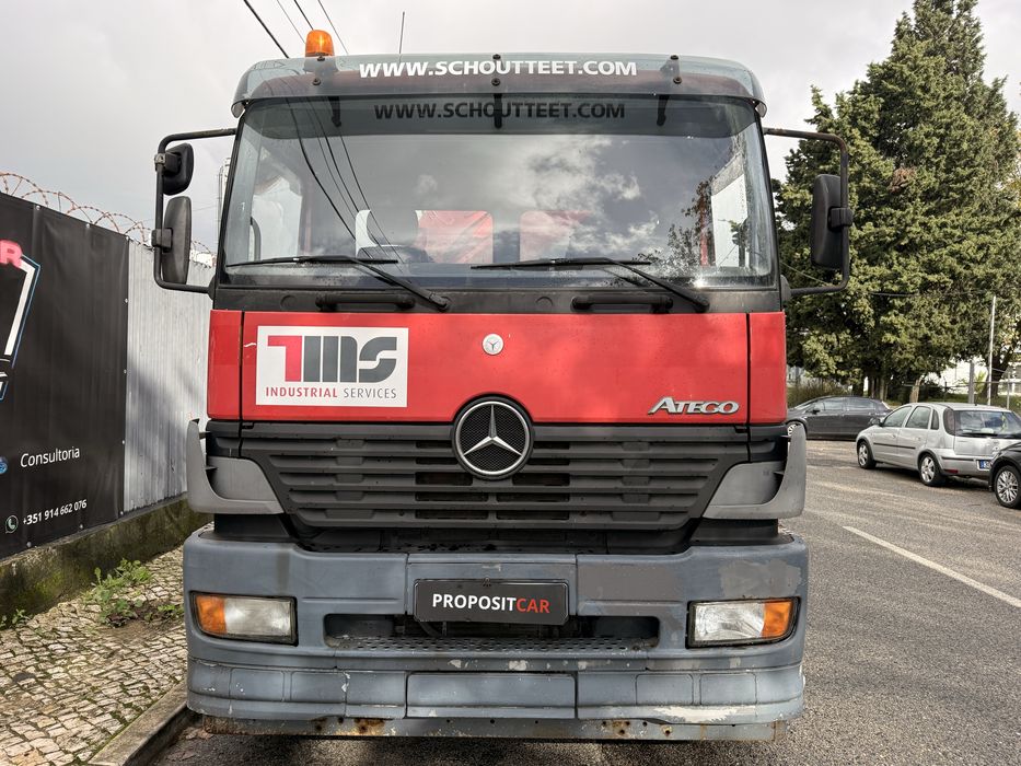MERCEDES ATEGO COM GRUA HMF1820 C/RADIOCOMANDO ###OPORTUNIDADE###