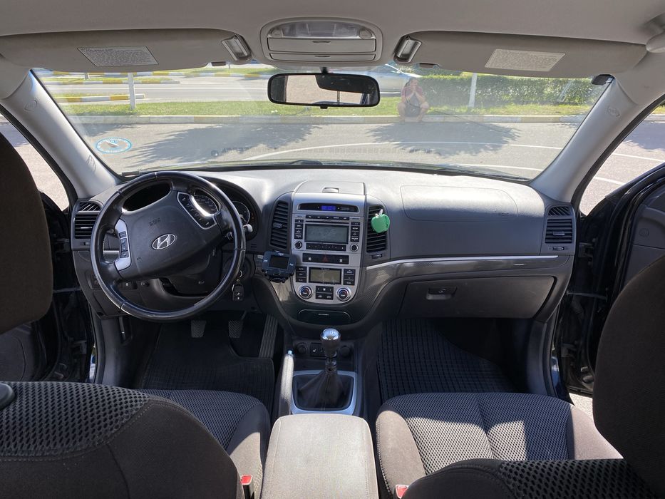 Продам Hyndai fanta fe Рестайлінг 2012 2,0d 4x4 110kw