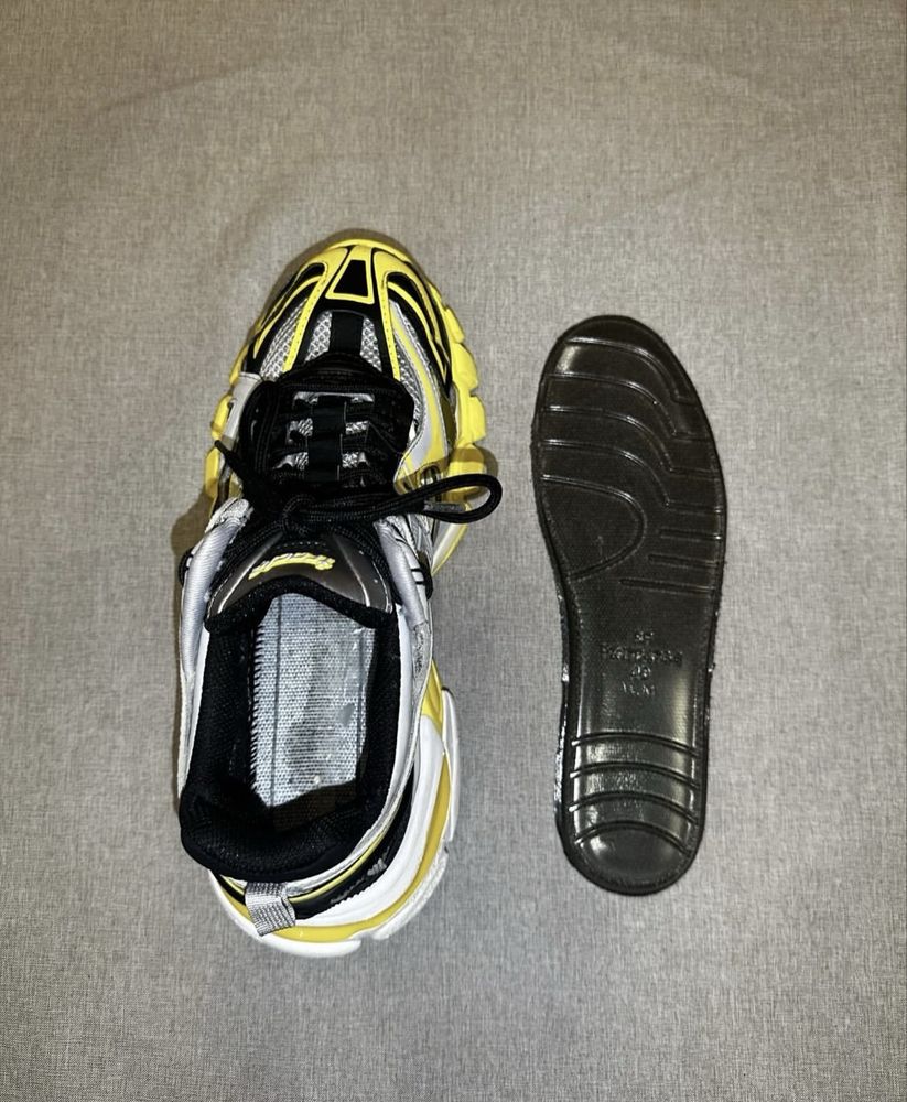 Balenciaga track 2