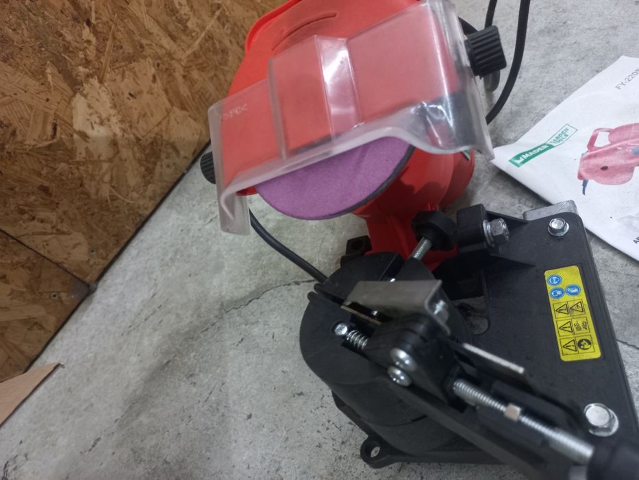 Maquina de afirmar correntes Mader