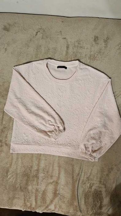 Bluza z bufiastymi rękawami