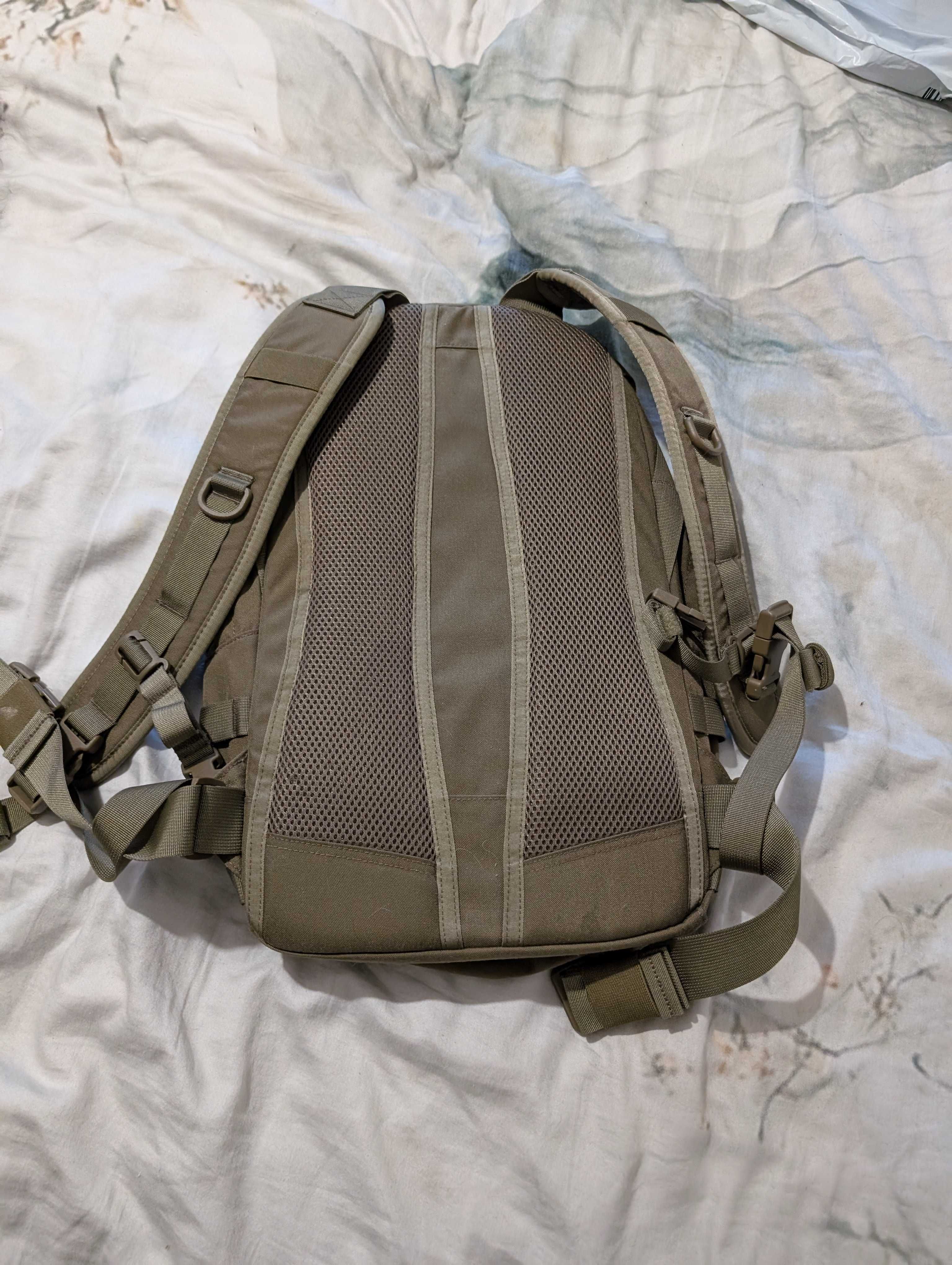 Plecak Helikon-Tex EDC 24L Adaptive Green z wkładką Insert Panel