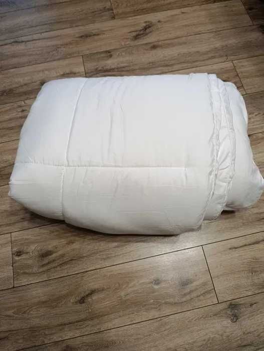 Kołdra 220 cm x200 cm – cienka, przewiewna, komfortowy sen