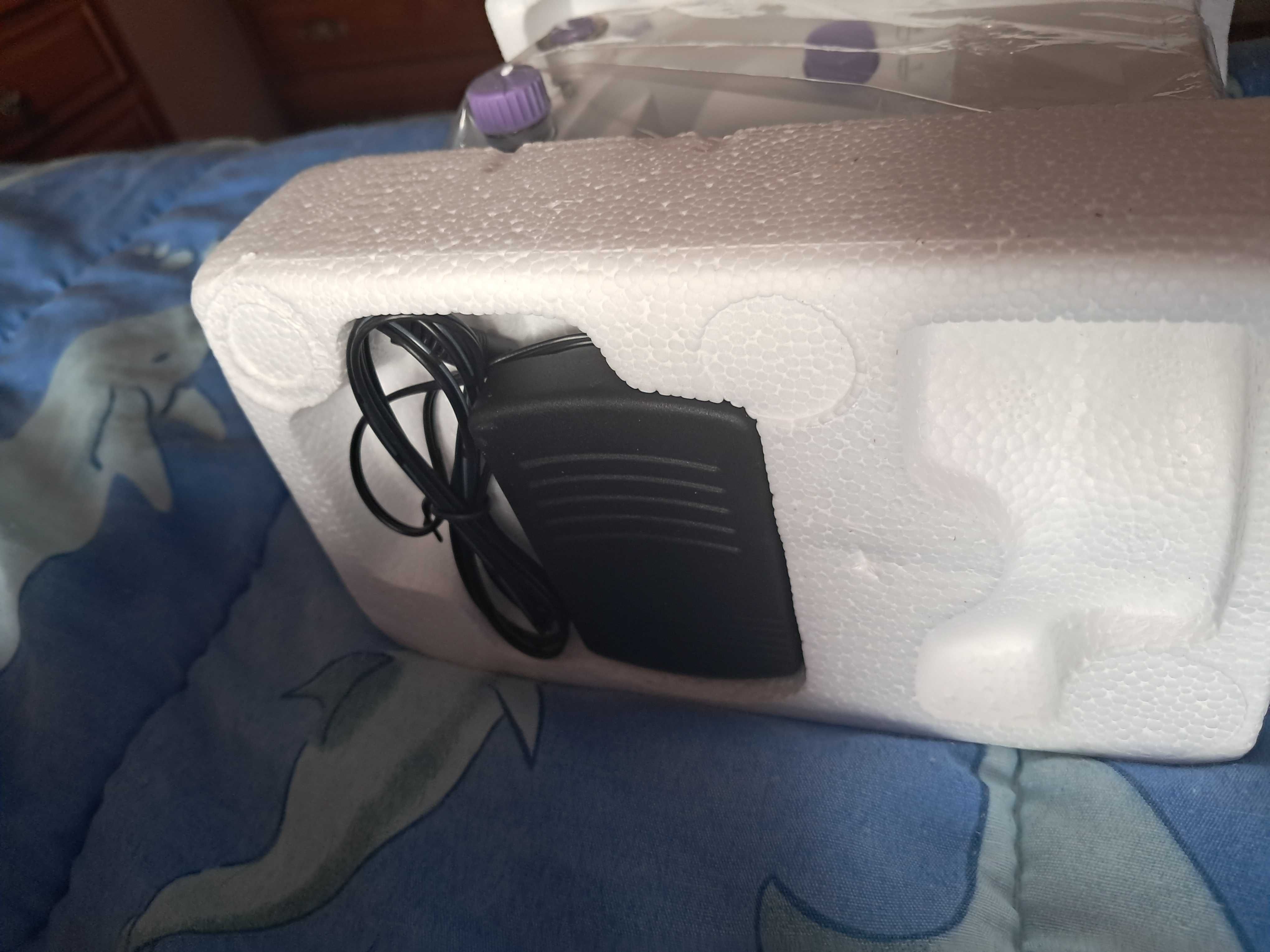 Mini maquina de costura nova