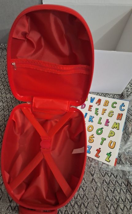 Walizka Kinder Niespodzianka nowa