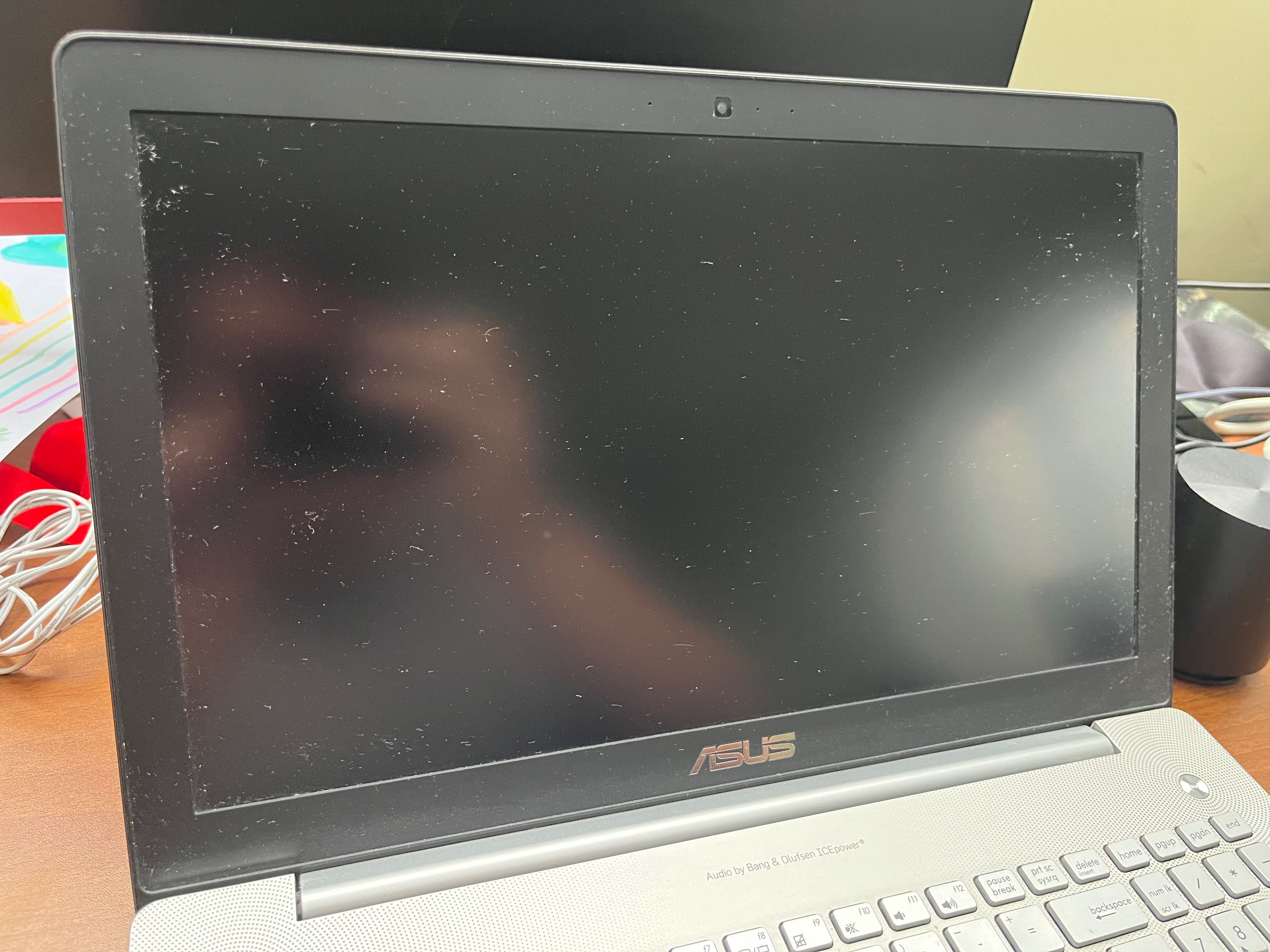 Asus N660JK i7-4700HQ 128GB SSD + 1TB HDD GeForce GTX 860M