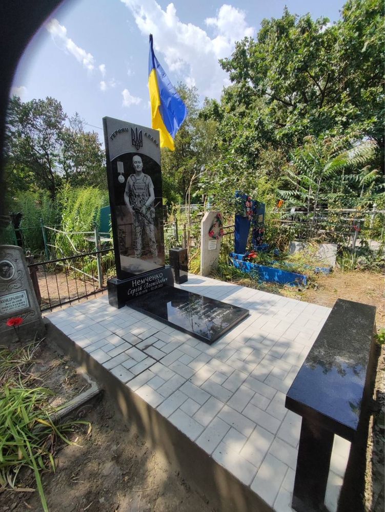 памятники военным Днепр