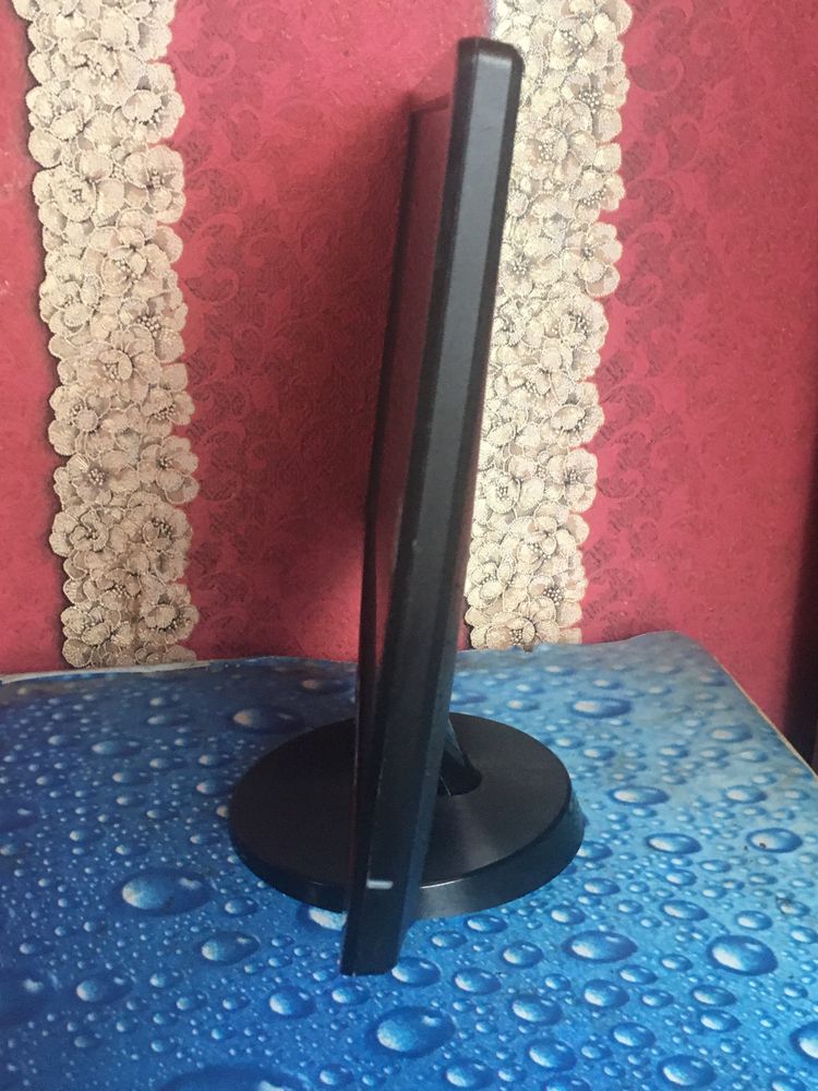 Benq VL2040  діагональ 19.5