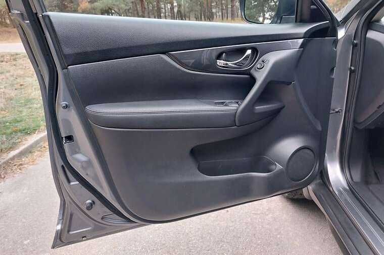 Продам Nissan Rogue 2018 SV