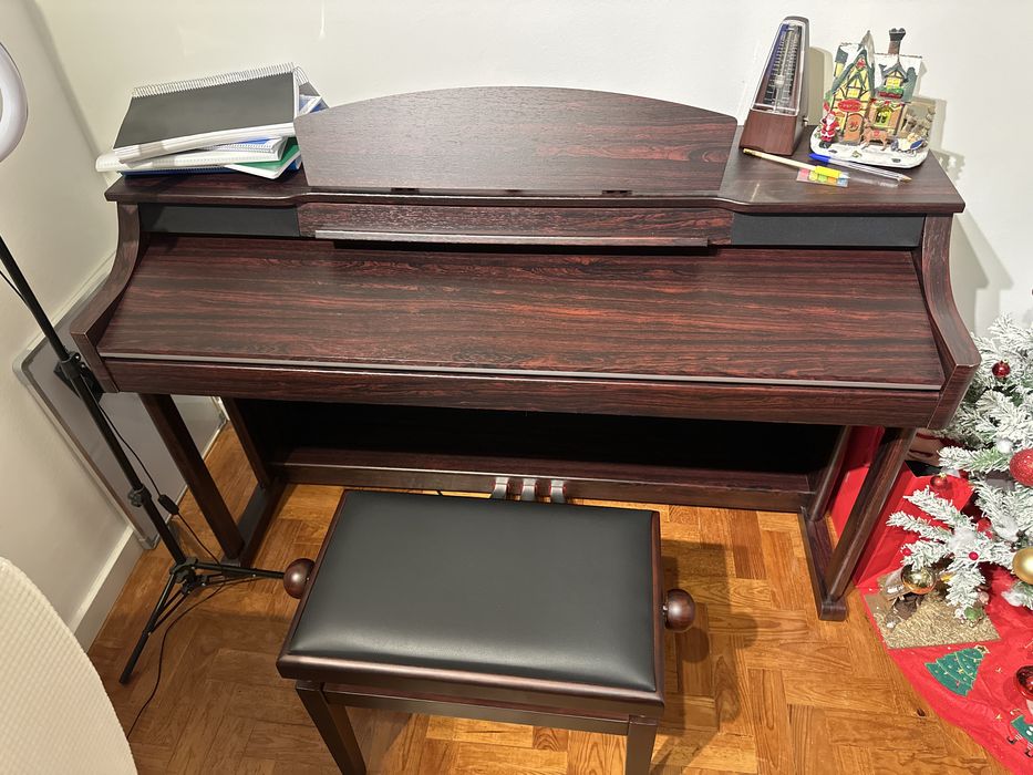 Vendo piano digital Thoman