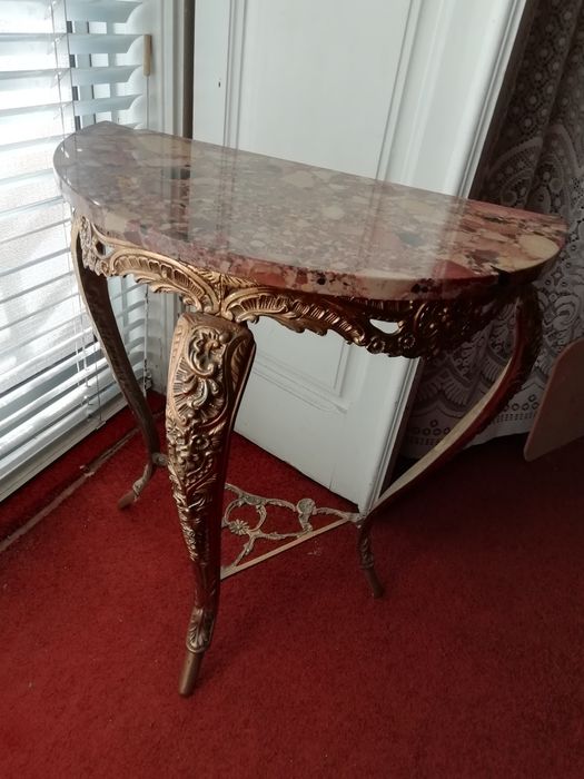 Mesa Meia-lua vintage